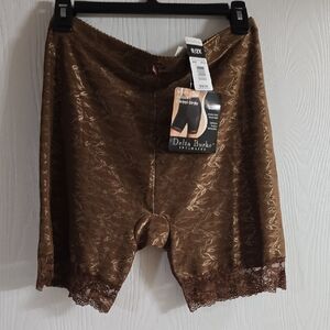 Delta Burke Women's Tan Lace Shapewear Shorts
